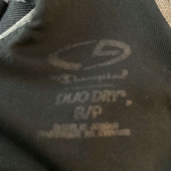 C9 by Champion Duo Dry athletic top Size 8, built in bra, good condition - Picture 5 of 7